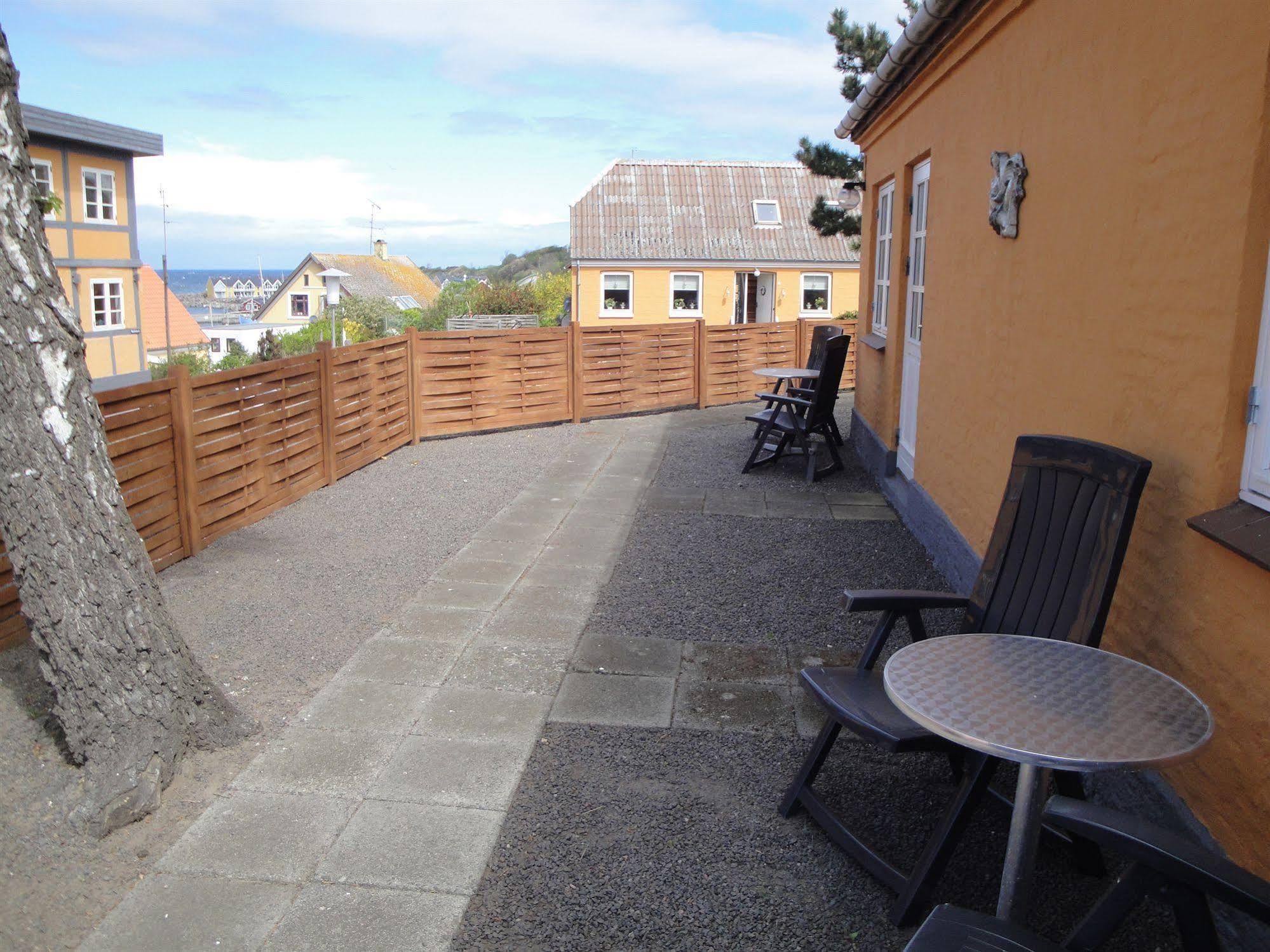 Hotel Kysten Hasle Exterior foto